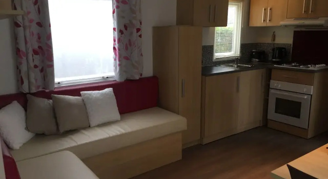 Joli Mobil Home cosy Pont-Aven, Забронировать Отель Отели Finistère с парковкой, Парковка