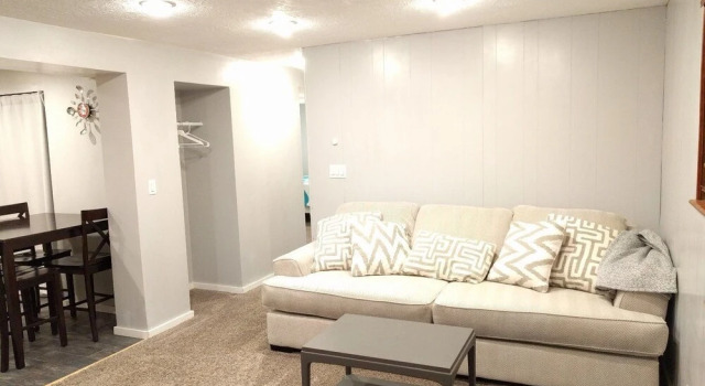 2 Bedroom Basement Apartment Quiet Neighborhood, Rezerwuj Apartament Sandy Salt Lake County