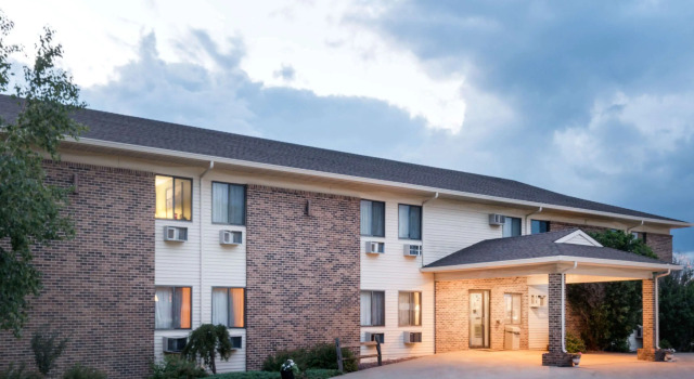 Super 8 by Wyndham Milbank SD, Забронировать Мини-отель Милбэнк штат Южная Дакота