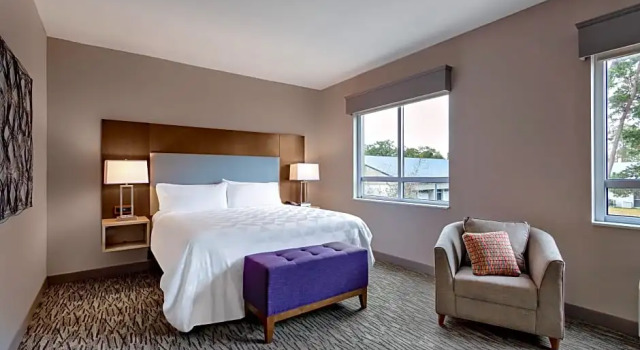 Номер Premium Holiday Inn Tallahassee E Capitol - Univ by IHG