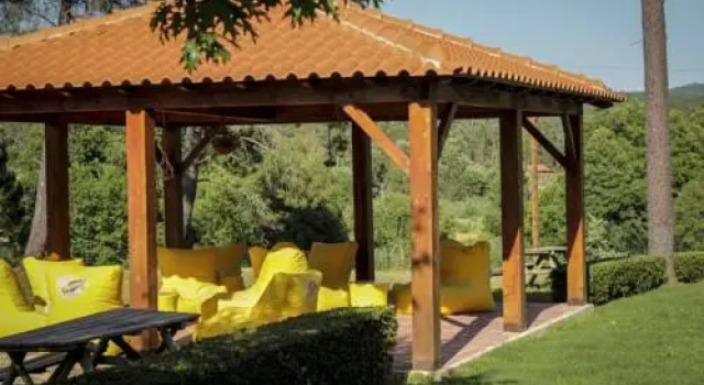 Camping Oleiros, Rezervasyon Kamp Alanı Beira Interior Sul havuzlu oteller, Yüzme Havuzu