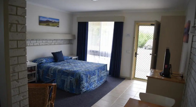 Culcairn Motor Inn, Rezerwuj Hotel Culcairn New South Wales