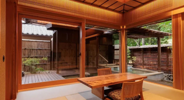 Suite Ryokan Gensuiro