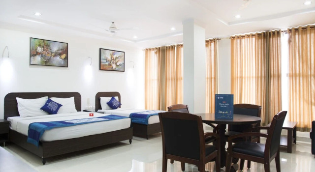 OYO 6130 Hotel N7, Rezerwuj Hotel Surūrnagar 