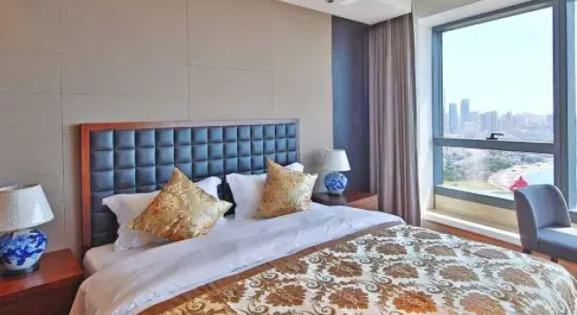 Люкс Yuelan Seaview Hotel Apartment (Qingdao May Fourth Square China Railway Center)