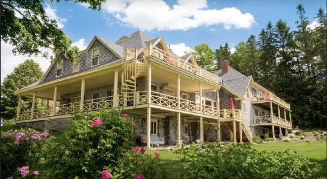 Acadia Bay Inn, Buchen Sie Bed & Breakfast Sullivan Maine