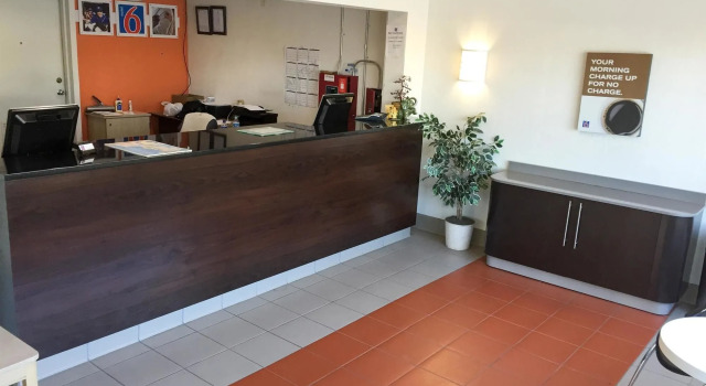 Motel 6 Newport News, VA, Забронировать Мотель Мотели Ньюпорт-Ньюс, Мотель