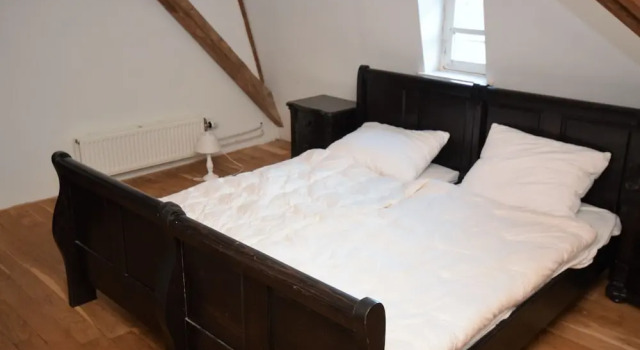 Lovely family home near St Cirq La Popie with private pool., Buchen Sie Hotel Tour-de-Faure Lot Valley
