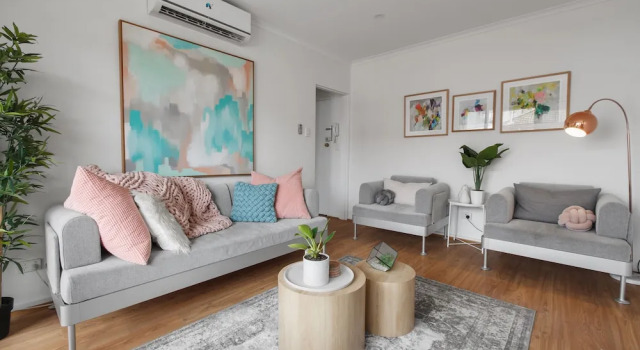 Апартаменты Heart of Ormond Apartment  by Ready Set Host