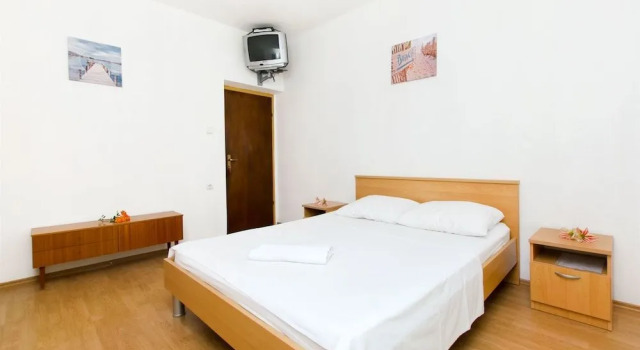 Apartments and Rooms Perica, Rezerwuj Apartament Dugi Rat Split Region
