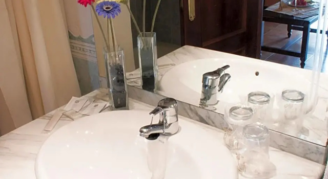 Трёхместный номер Standard Albenzaire Hotel Asador