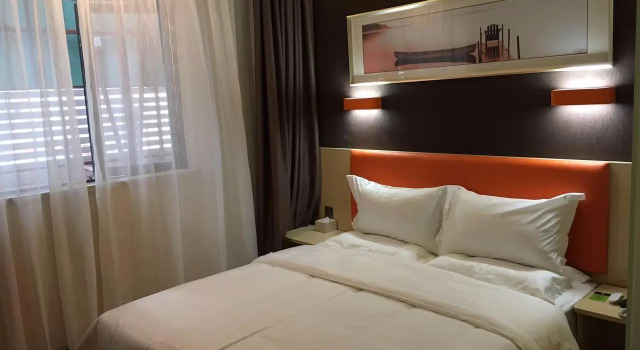 Номер Standard 7Days Premium Shenzhen Dalang Commercial Center Branch