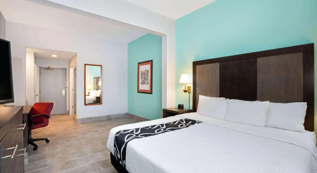 Двухместный номер Standard La Quinta by Wyndham Omaha Airport Downtown