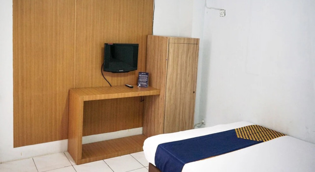 Pondok Mahkota by OYO Rooms, Prenota Hotel Makassar 