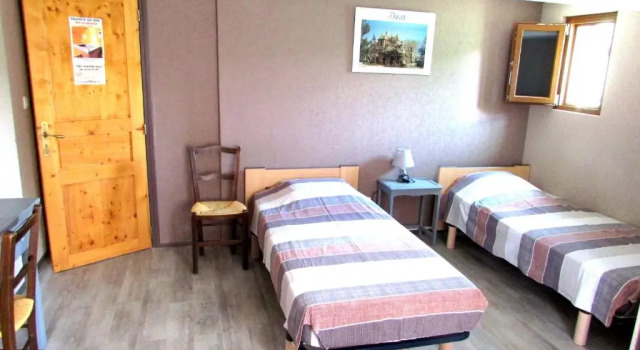 Chambre d'hôtes Tardy, Prenota Hotel Hotel a Alvernia con parcheggio, Parcheggio