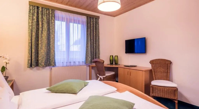 ride & relax Aparthotel Schwarz, Забронировать Отель Эбен Salzburger Sportwelt