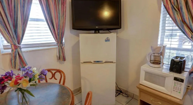 Студия Richards Motel Extended Stay