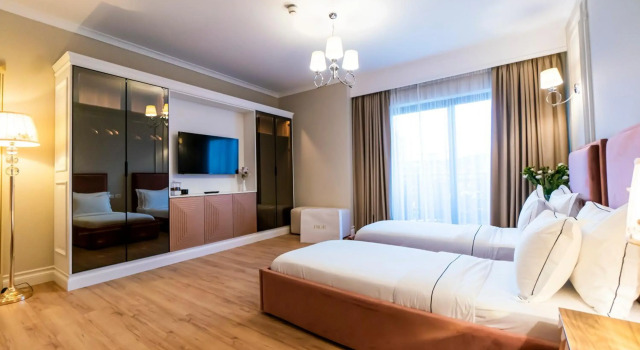 Diamma Resort, Đặt Khu nghỉ dưỡng Khách sạn ở Durres County có hồ bơi, Hồ bơi