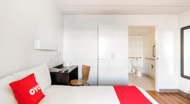 Двухместный номер для гостей с ограниченными возможностями OYO Hotel Houston Katy Freeway