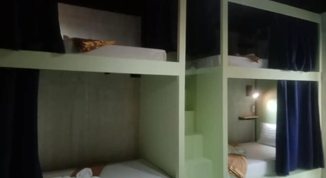 Кровать в общем номере (женский номер) Lexias Hostel