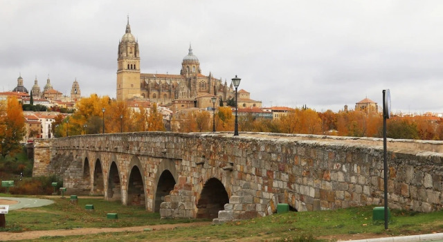 Apartamentos turisticos Puente Romano Portal 4 Bajo -A, Забронировать Апартаменты/квартира Апартаменты Саламанки, рядом с Сад Калисто и Мелибеи, Апартаменты/квартира