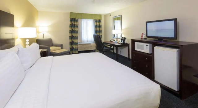 Номер Standard Holiday Inn Express Hotel & Suites-Saint Joseph by IHG