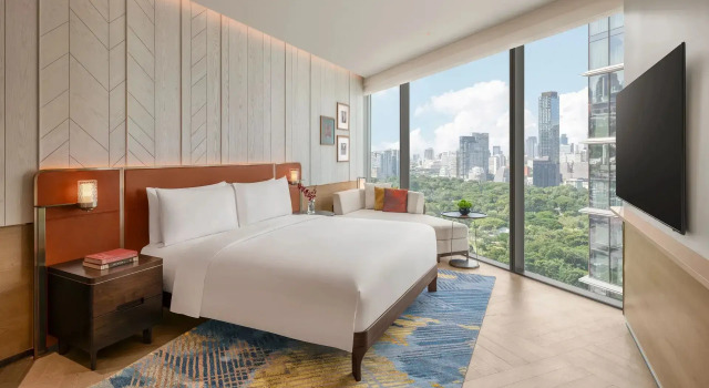Номер Standard с видом на улицу Andaz One Bangkok, by Hyatt
