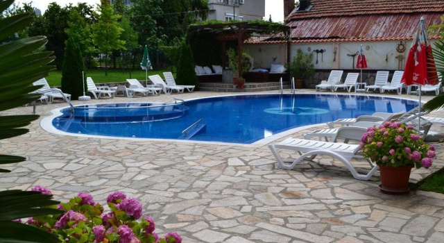 Saint George Family Hotel, Забронировать Отель Лозенец Район Приморско