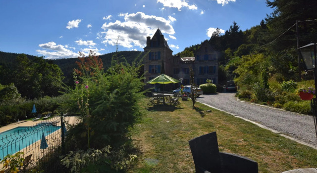 Former coach house in castle with park, large swimming pool in North Ardèche