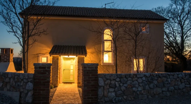 Holiday Home Villa Maslina by Interhome, Varaa Villa Hotellit Kvarner Islands uima-altaalla, Uima-allas