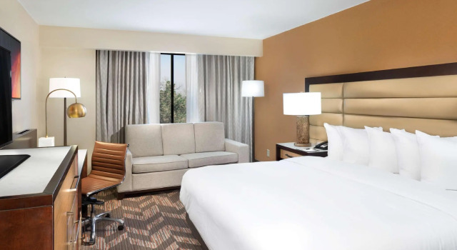 Standard Doppel Zimmer DoubleTree by Hilton Lawrence