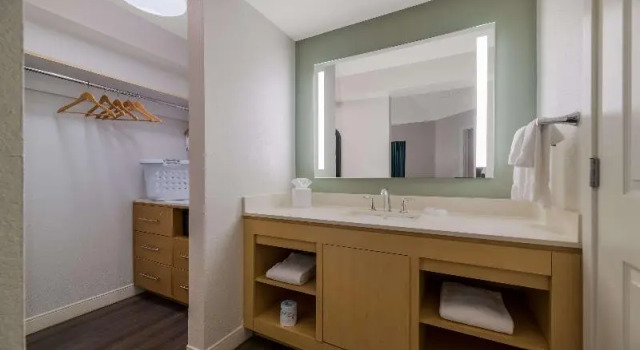 Четырёхместный люкс Sonesta ES Suites Orlando International Drive