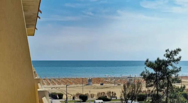 Апартаменты Lovely Seaview Flat-beahost