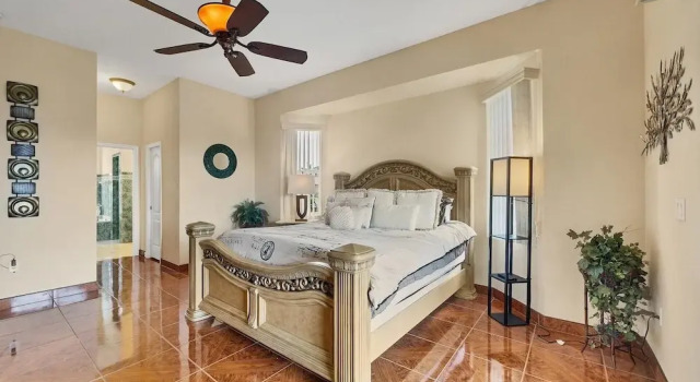 South Gulf Cove Private Vacation Home With Pool And Hot Tub - Only 15 Minutes To Swfl Beaches! 4 Bedroom Home