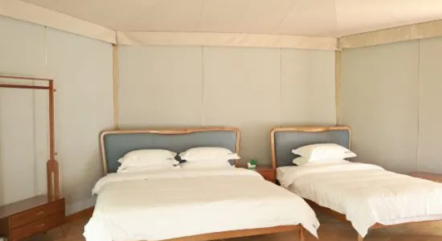 Люкс SiXiangXingChenHotel