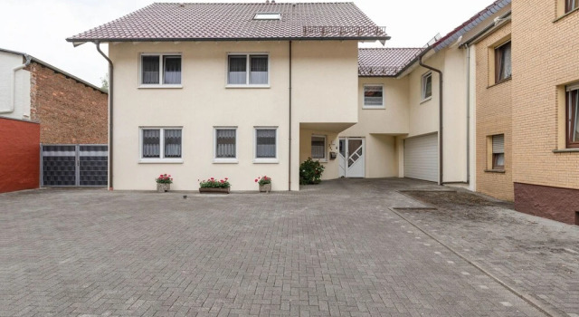 Pleasant Apartment in Altenbeken With Balcony, Забронировать Апартаменты/квартира Алтенбекен Paderborner Land