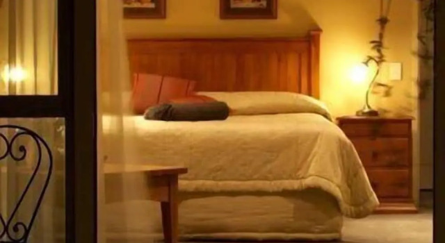 Коттедж Deluxe с балконом Misty Peaks Guesthouse