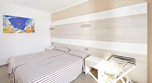 AHOI! Urban Beach Hotel