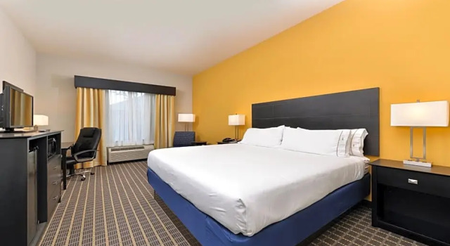 Четырёхместный люкс Fairfield Inn & Suites by Marriott Fort Walton Beach Hurlburt Area