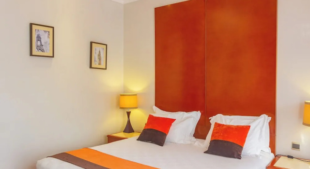 Camera Executive Alba Hotel Meru