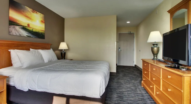 Двухместный номер Standard EverSpring Inn & Suites