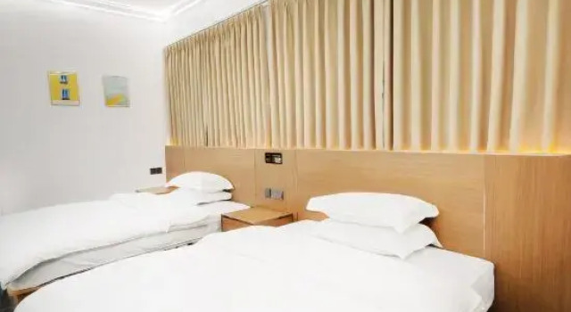 Xuwen Juxian Apartment (Chengdong Avenue Branch), Boek Appartement Hotels in Guangdong met parkeren, Parkeren