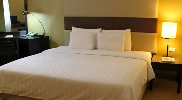 Suite junior Summit Circle Cebu (Quarantine Hotel)