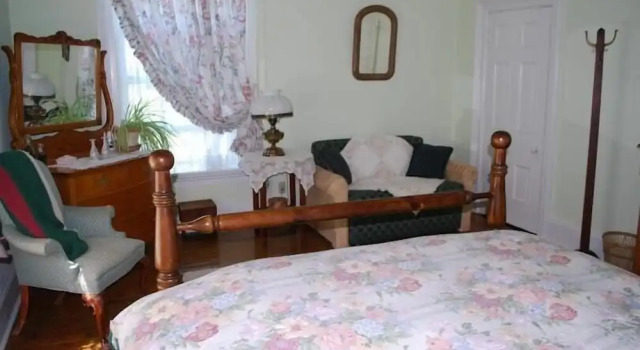 Двухместный номер Standard HeatherCroft Bed and Breakfast