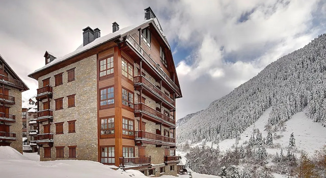 Val de Ruda Luxe 47 by FeelFree Rentals, Забронировать Отель Бизнес-отели Наут-Аран, 4* 5*