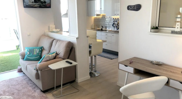 Apartment with 2 Bedrooms in Mogán, with Wonderful Sea View, Pool Access, Furnished Garden, Boek Appartement Hotels in Gran Canaria met parkeren, Parkeren
