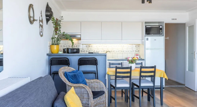 Apartment on the 6th Floor With sea View, Prenota Appartamento Hotel a Flanders con parcheggio, Parcheggio