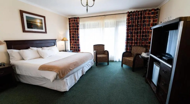 Двухместный номер Superior с видом на реку Gooderson Drakensberg Gardens and Golf & Spa Resort