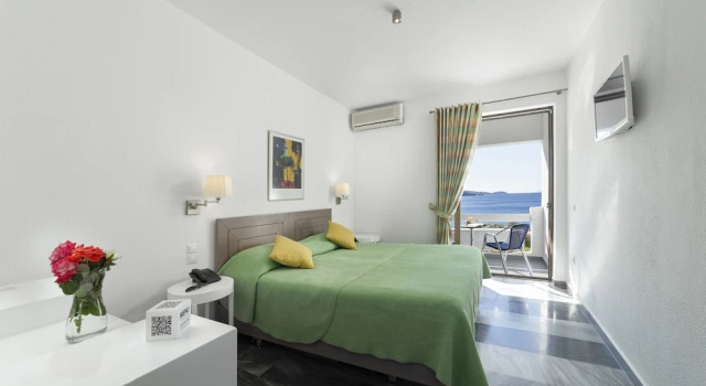 Номер Standard с балконом и с видом на море Hotel Perrakis