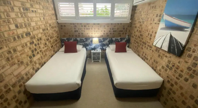 Четырёхместные апартаменты Дуплекс с 2 комнатами Avaleen Lodge Motor Inn